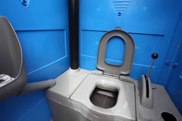 Best Luxury portable toilet rental  in Flemingsburg, KY