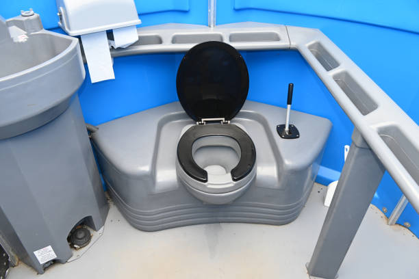 Best High-end porta potty rental  in Flemingsburg, KY